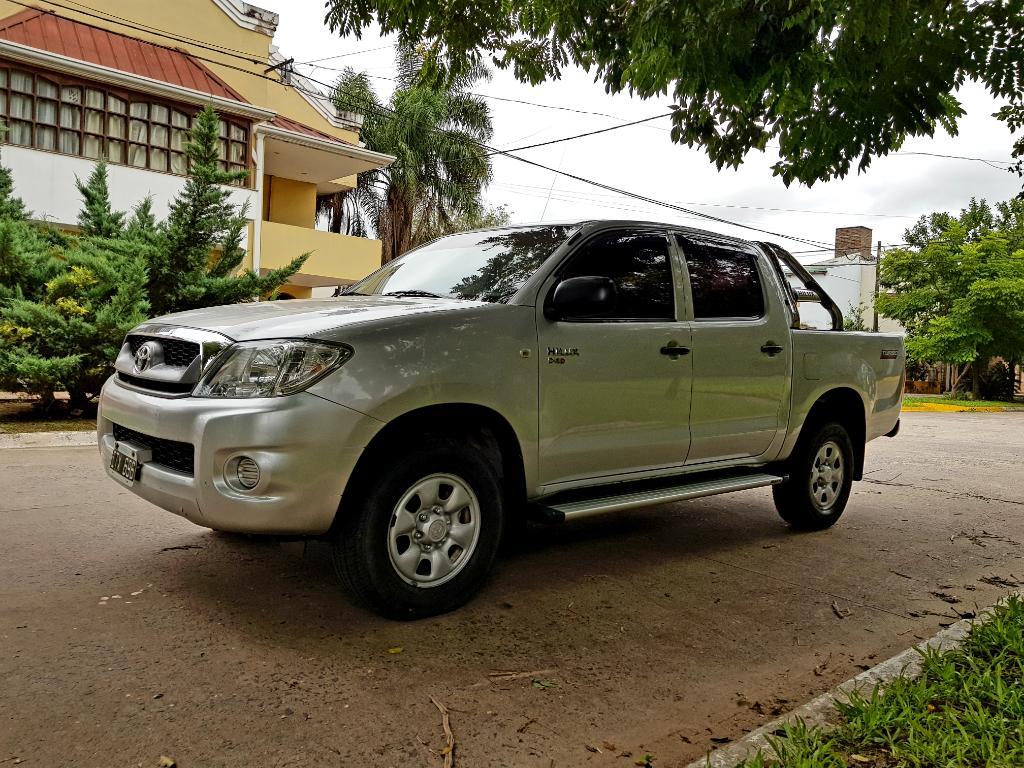 Toyota Hilux Dx 2.5 Año  Toda Equipa