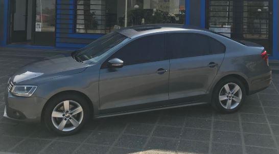 VOLKSWAGEN VENTO LUXURY 