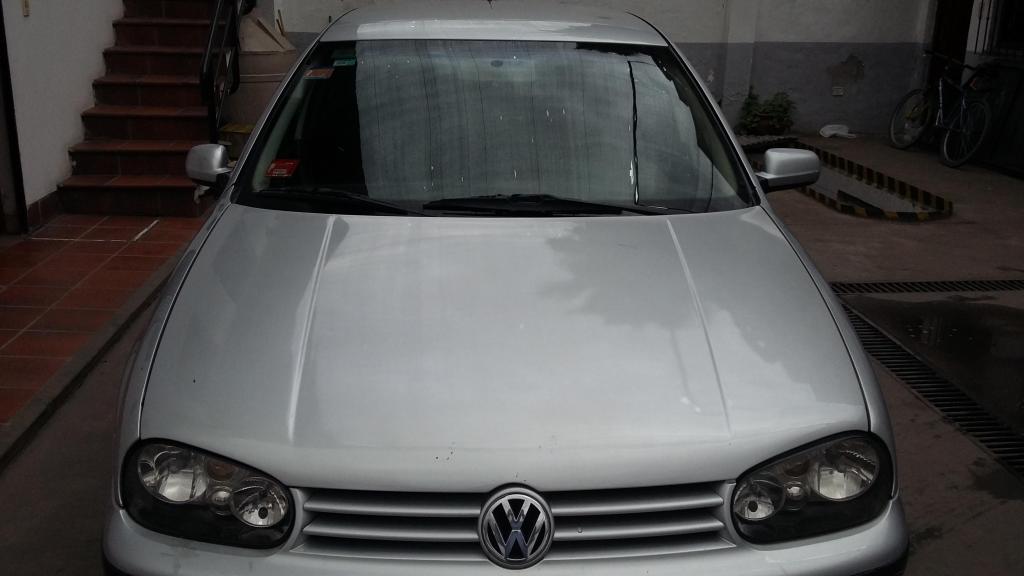 Volkswagen Golf  Full Nafta 1.6 5 puertas.Rioja 659