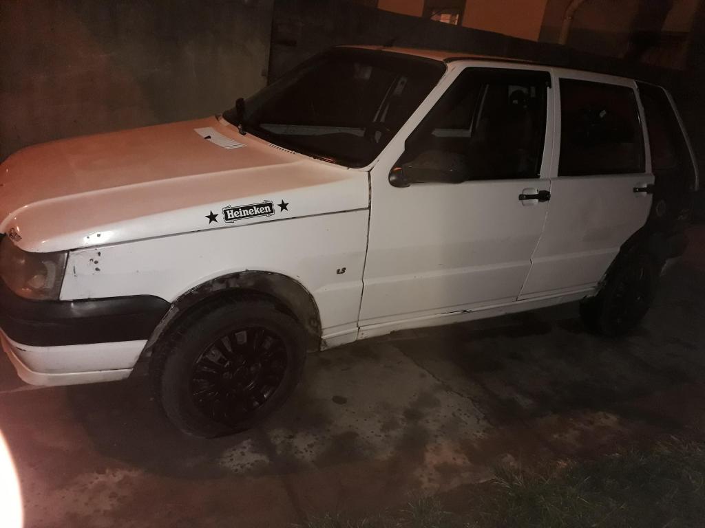 Fiat uno fire  a  negociable