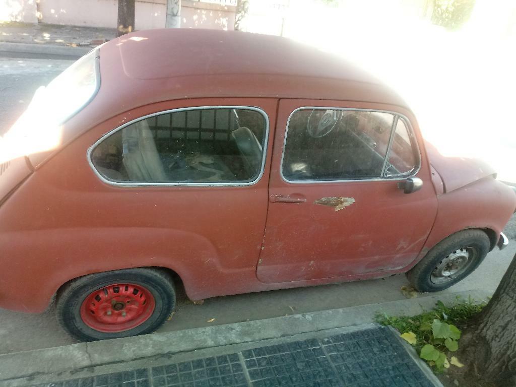 Vendo Fiat 600 Mod 69 para Restaurar