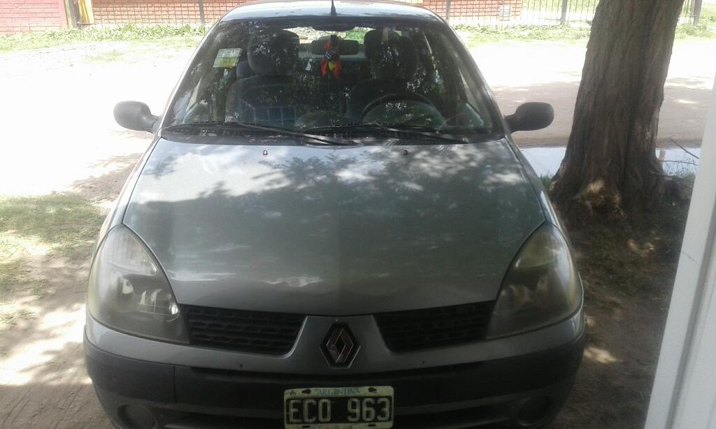 Vendo Renault Clio. Soy Titular