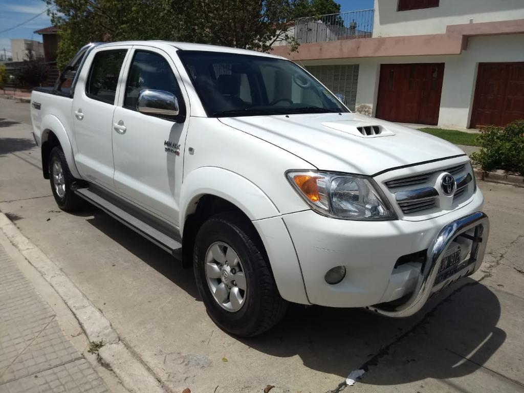 Hilux  At Impecable Rm Fcio