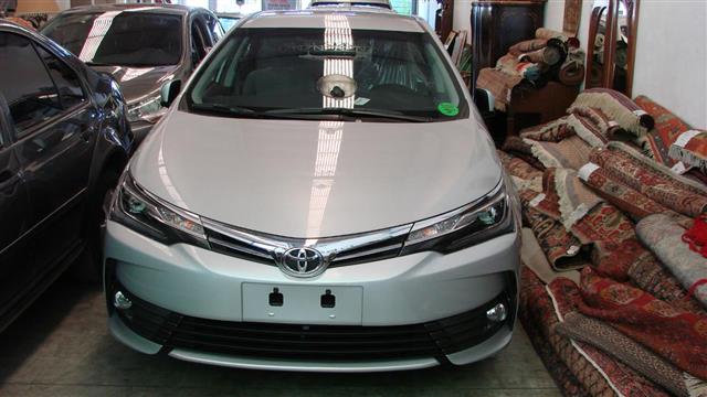 Toyota Corolla 1.8 XEI CVT (140cv)