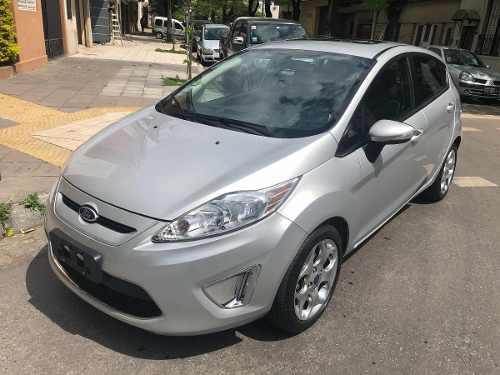 Ford Fiesta Kinetic Design 1.6 Design Titanium  Dissano