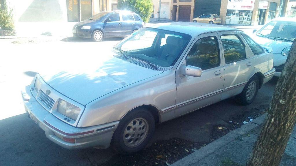 Ford Sierra m1.6 con GNC titular