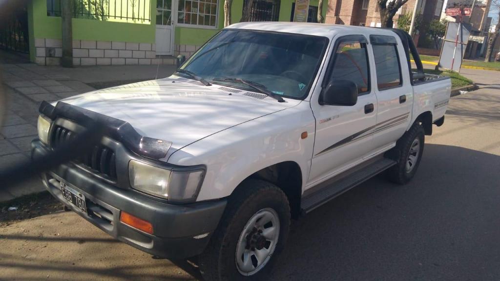 Vendo toyota 4x4