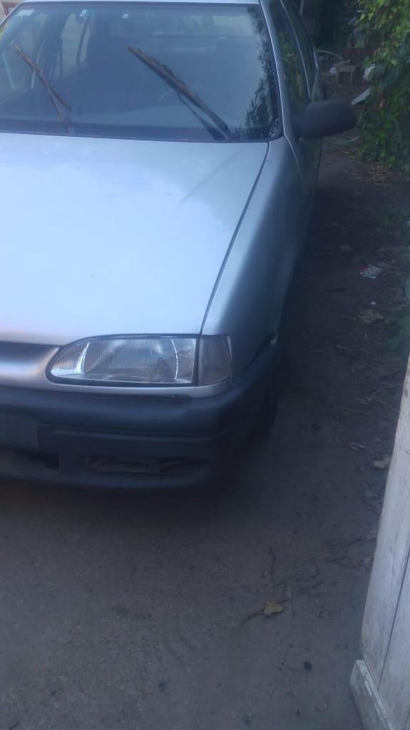 Renault 19 diesel modelo 98 titular unica mano impecable