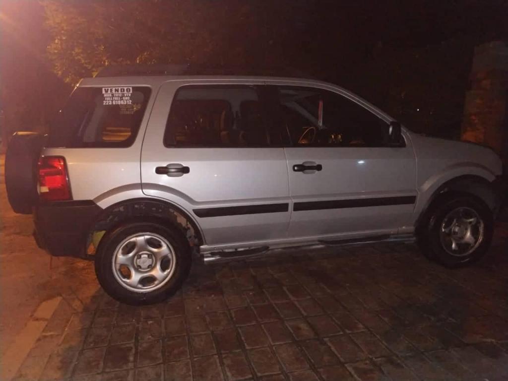 SE VENDE. No se aceptan permutas.