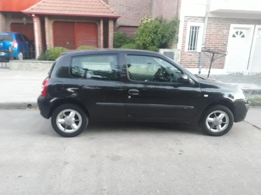 Clio Yahoo Limited Impecable