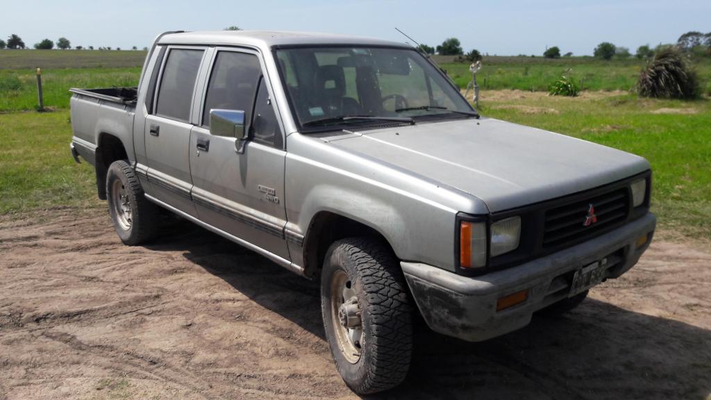 vendo mitsubishi l200