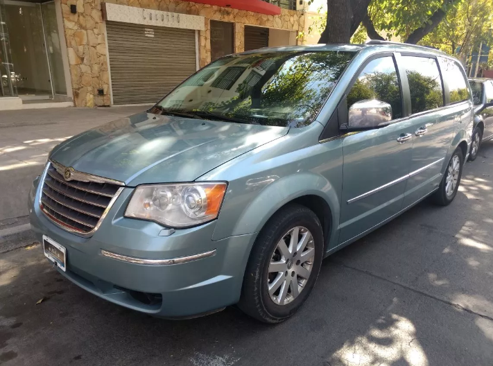 Chrysler Town Country 3.8 Limited Atx