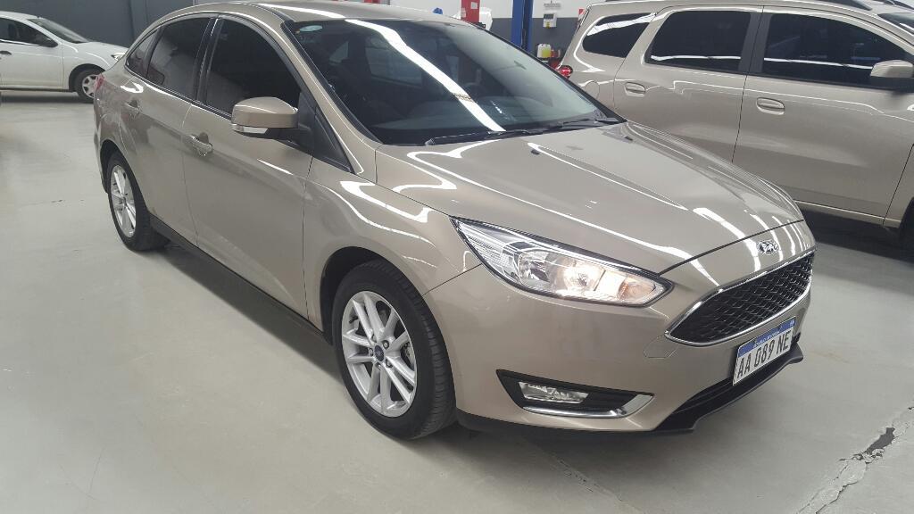 Ford Focus 2.0 4p Se