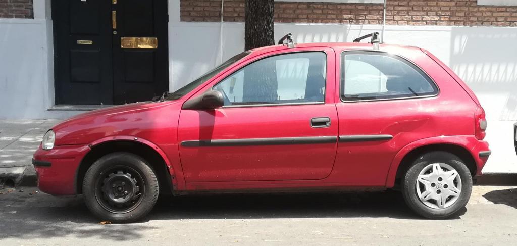 Vendo Corsa Classic con aire, dirección