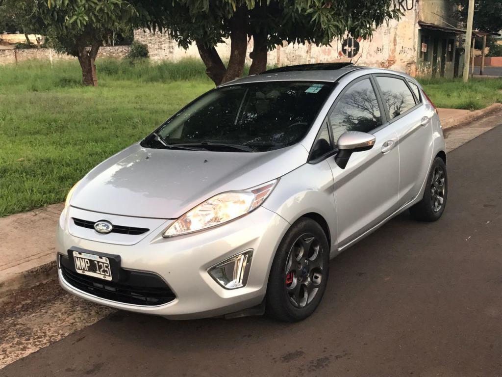 FORD FIESTA TITANIUM 1.6 FULL KM REALES IMPECABLE