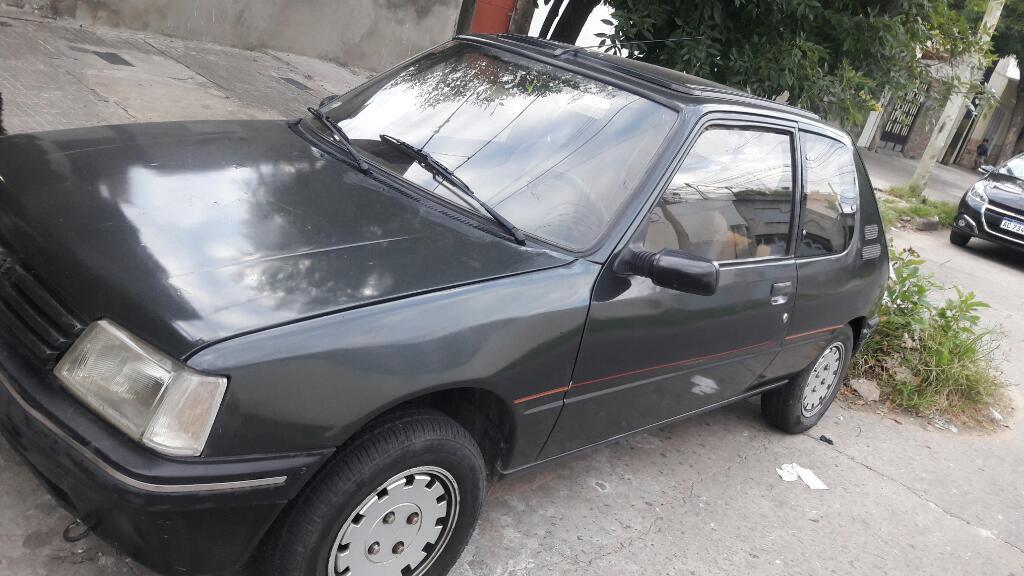 Peugeot 205