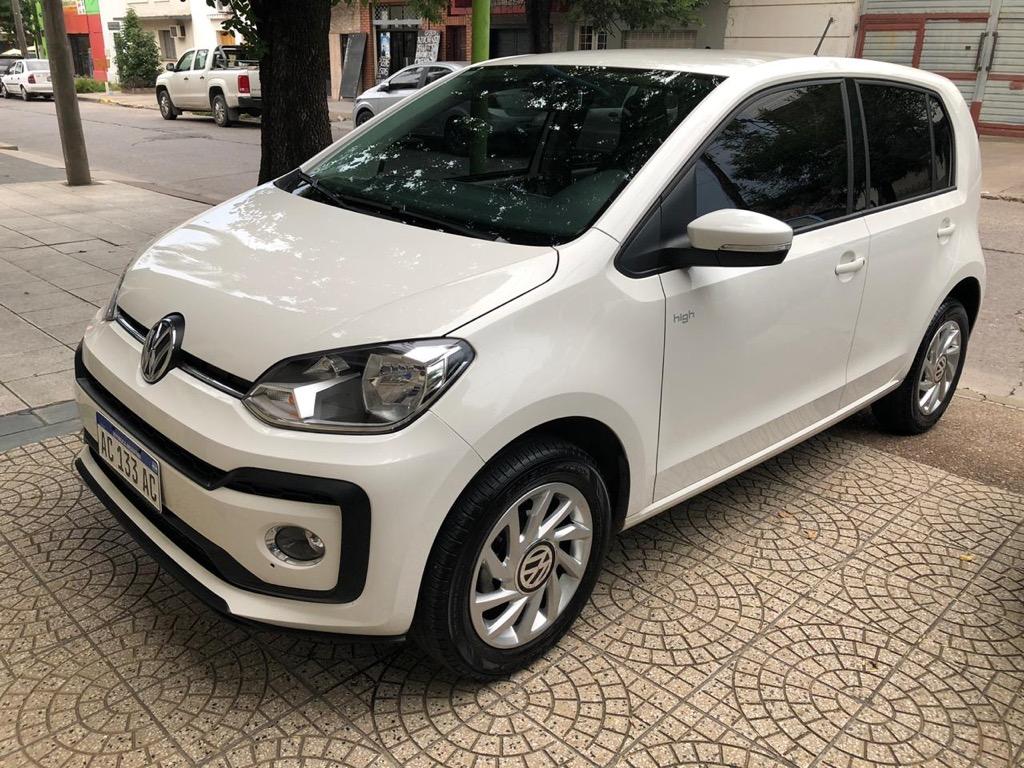 Volkswagen Up High P 11Mil Km