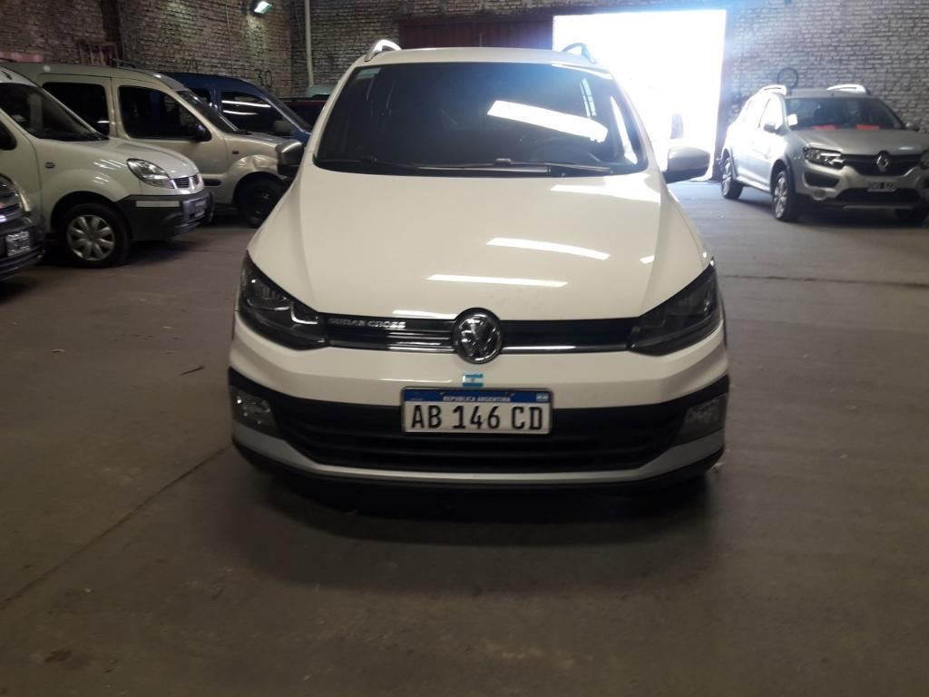 VOLKSWAGEN SURAN CROSS 1.6 HIGHLINE L/