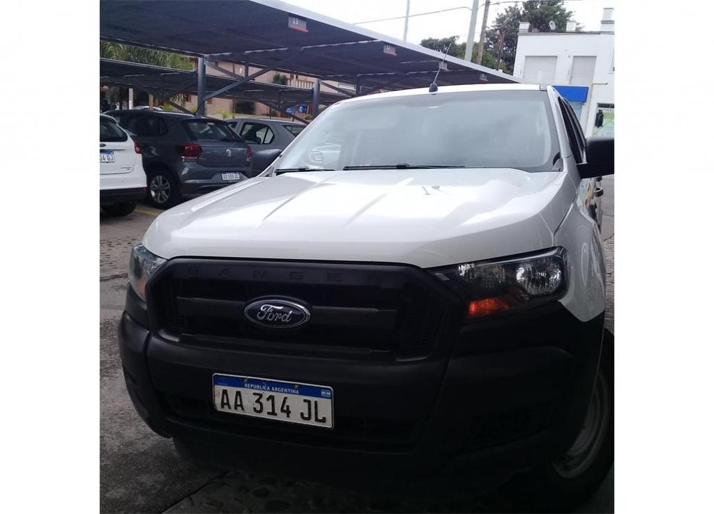 FORD RANGER 2.5 NAFTA AÑO 