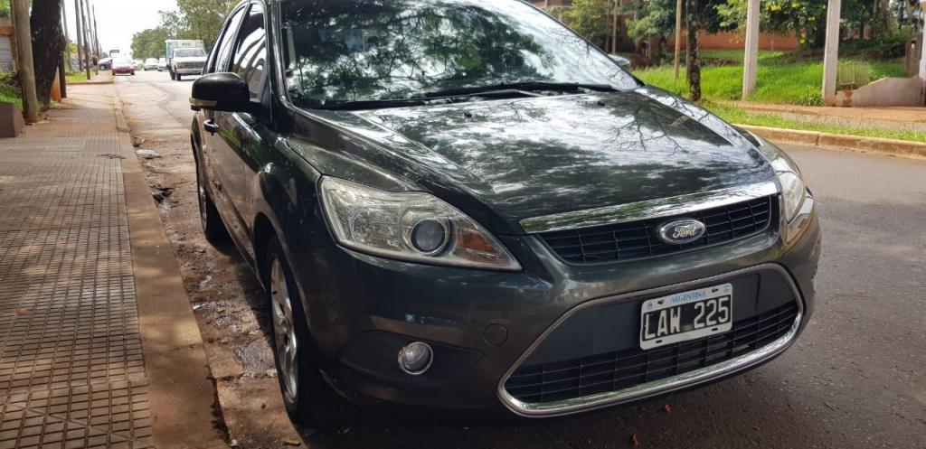 Vendo Ford Focus