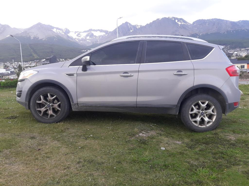 Vendo Ford Kuga Titanium 