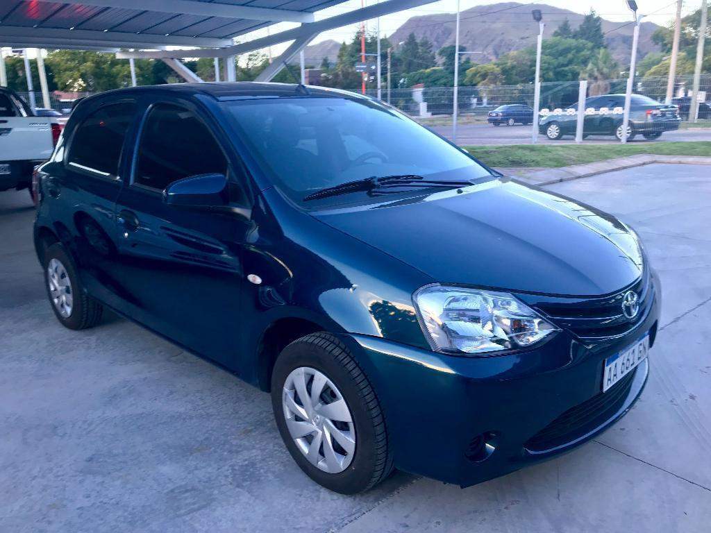 TOYOTA ETIOS 1.5 5P X 6MT 