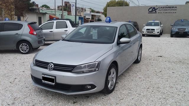 VOLKSWAGEN VENTO  LUXURY AUTOMATICO