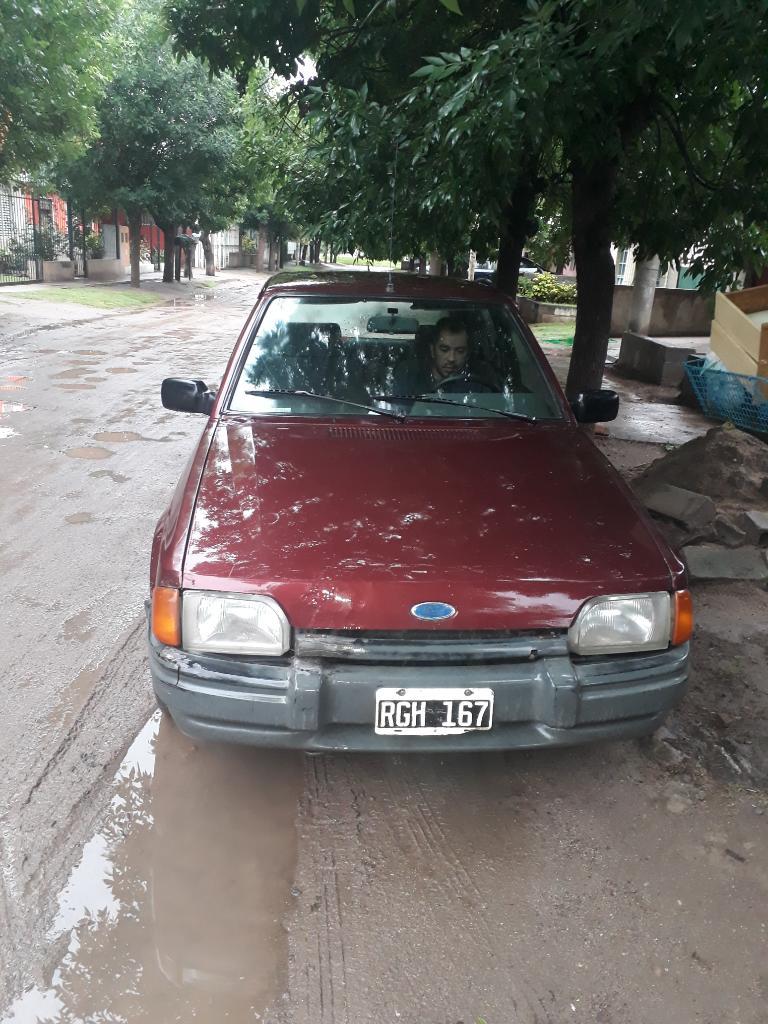 Vendo Ford Escort Mod 93 Sólo Gnc