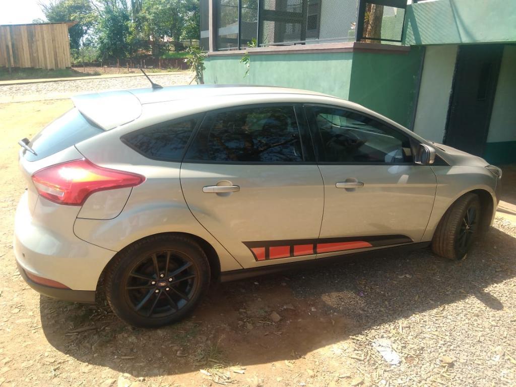 Vendo Ford Focus S 1.6