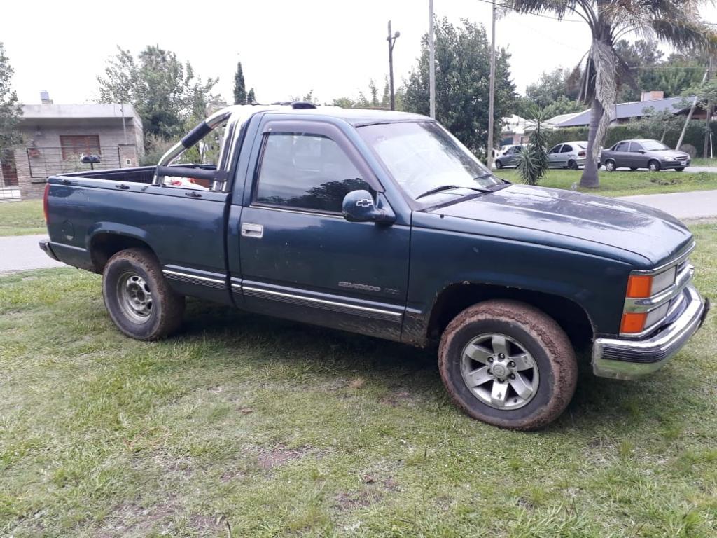 Silverado  Hermosa. Motor Impecable!