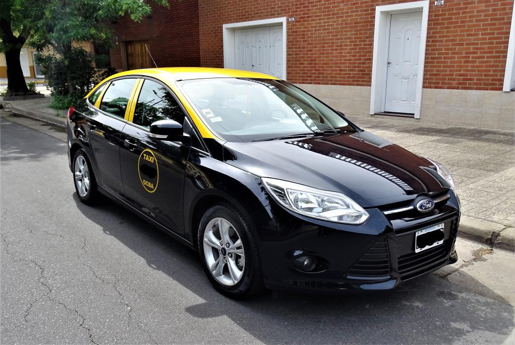 Taxi Ford Focus 4p 1.6l N Mt S Con Km  Reales