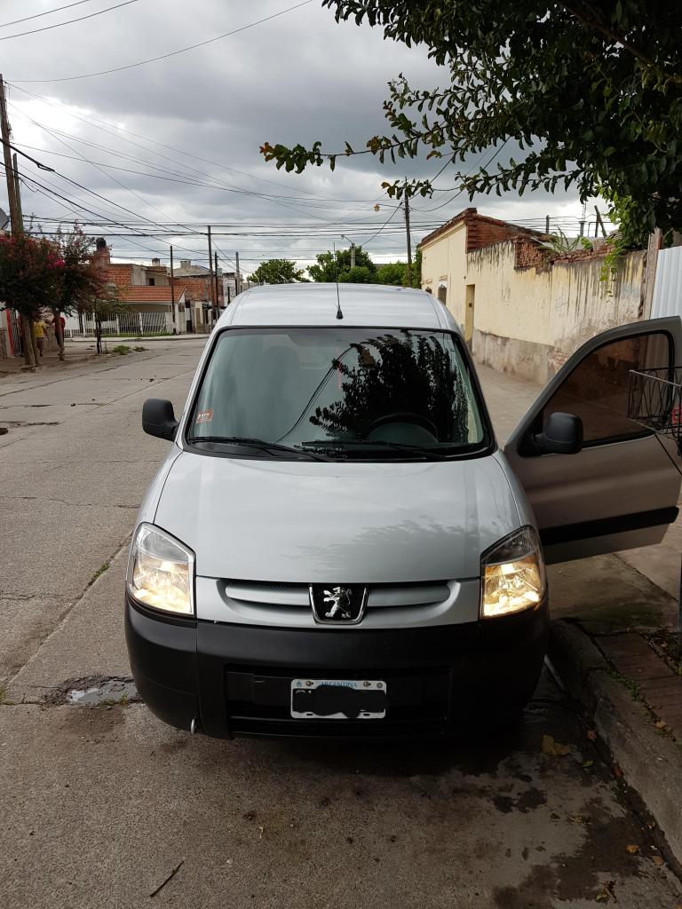 Vendo Peugeot Partner 1.6 Hdi Impecable