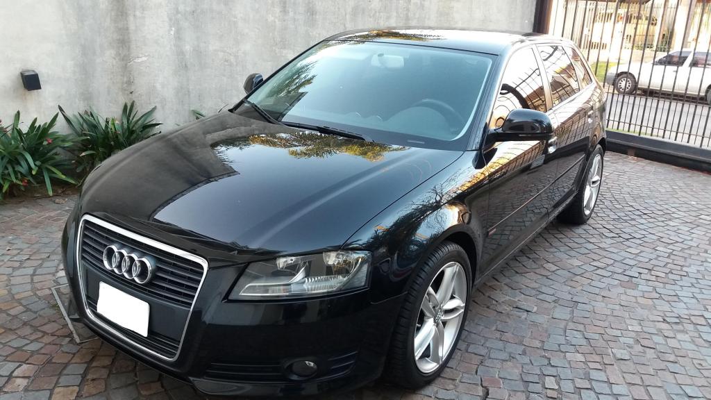 Audi A3 1.6 Mt Sportback Negro  Unico Dueño Impecable