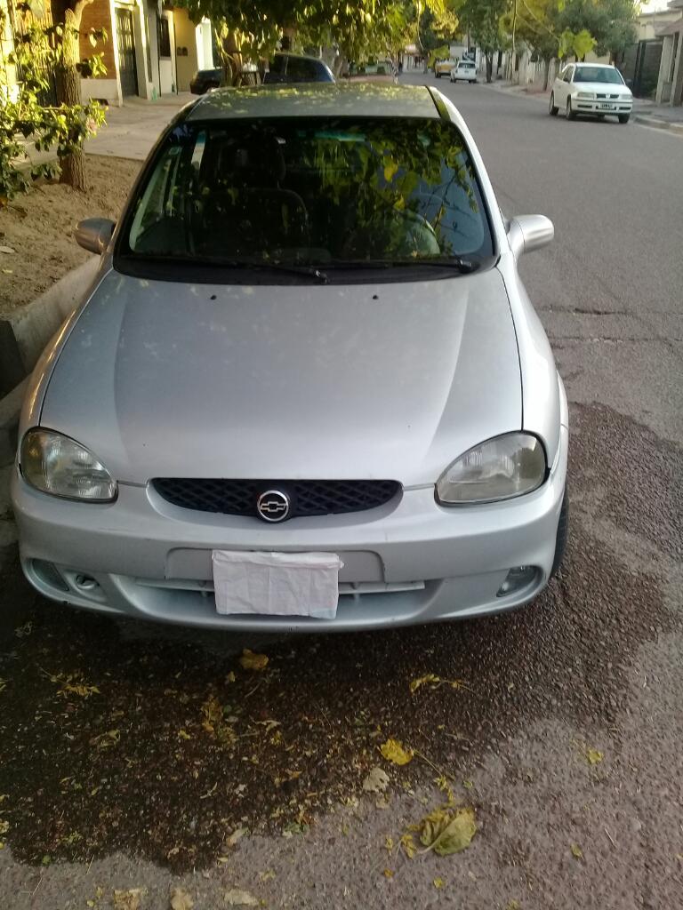 Vendo Chevrolet Corsa 