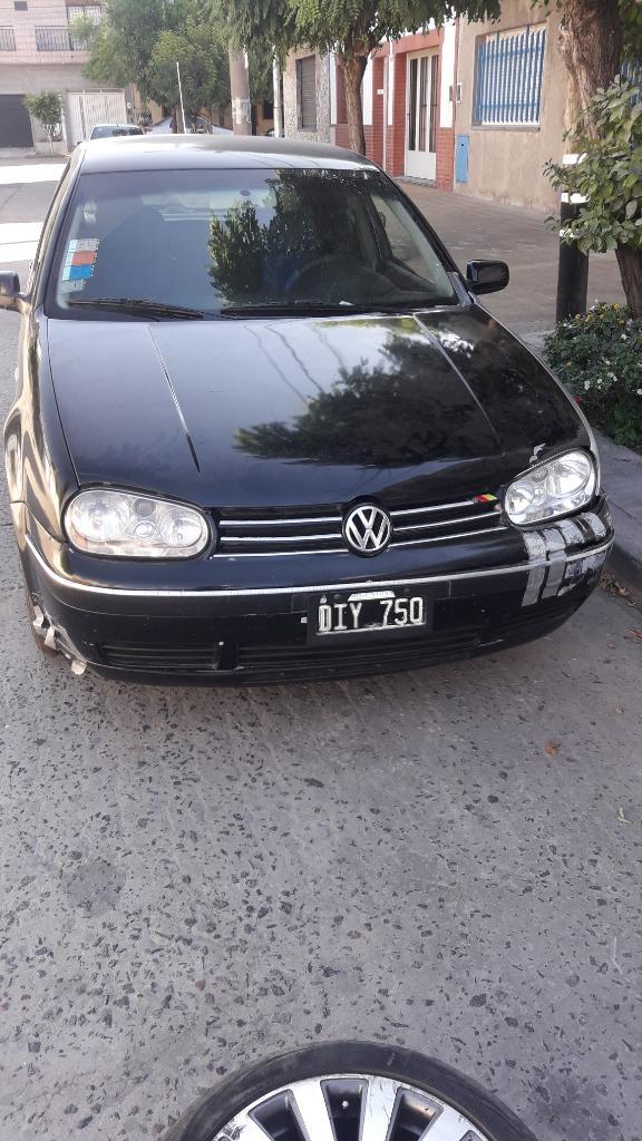 Vendo Golpea Un Poco El Motor