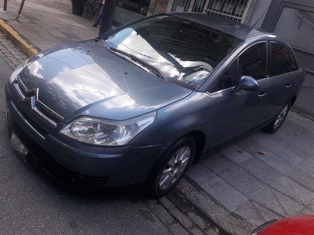 Citroën C4 2.0i 16v Exclusive.