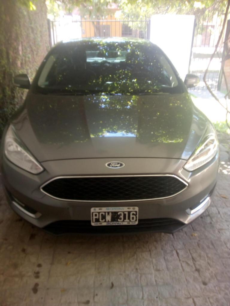 Ford Focus  SE 2.0 Particular vende