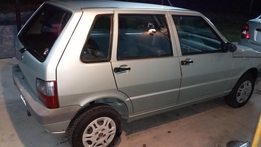 Vendo Exelente Fiat Uno 1.3 Mod.