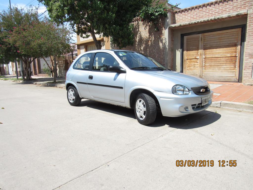 CHEVROLET CORSA 3 PUERTAS KM 1°DUEÑA BASE