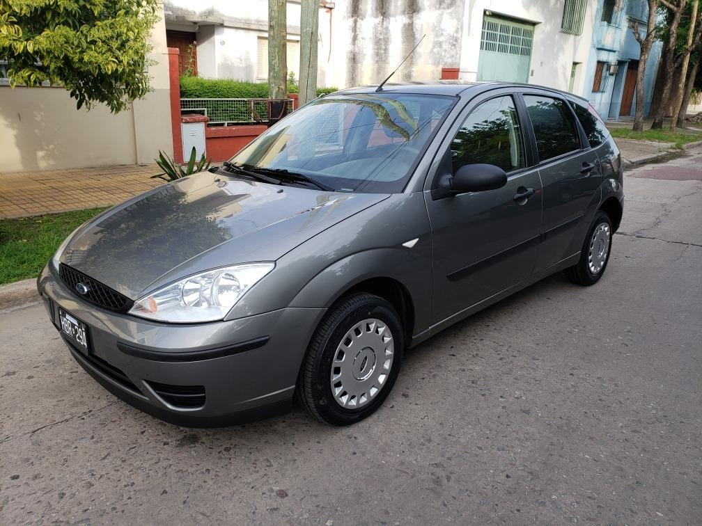 Ford Focus 1.6 Ambiente Mp3