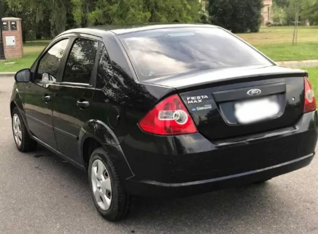 Ford Fiesta Max Ambiente, 1.6/ Muy Lindo