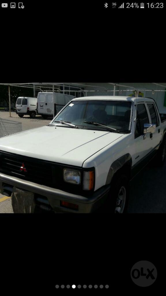 Mitsubishi L x2 Buen Estago Gral.