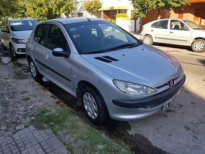 PEUGEOT 206 NAFTA EN CITY BELL