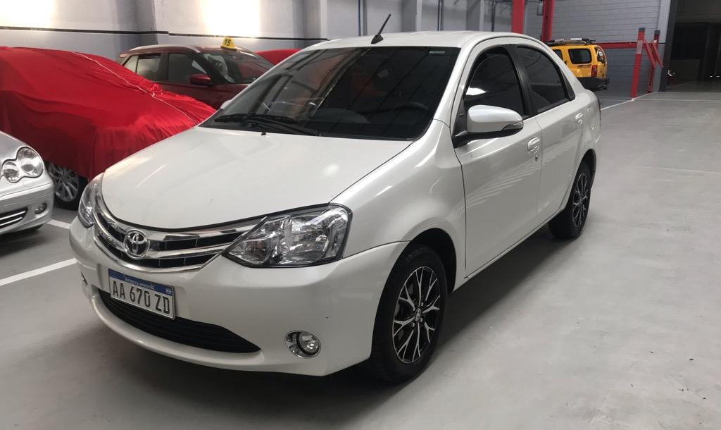 Toyota Etios Platinun Km