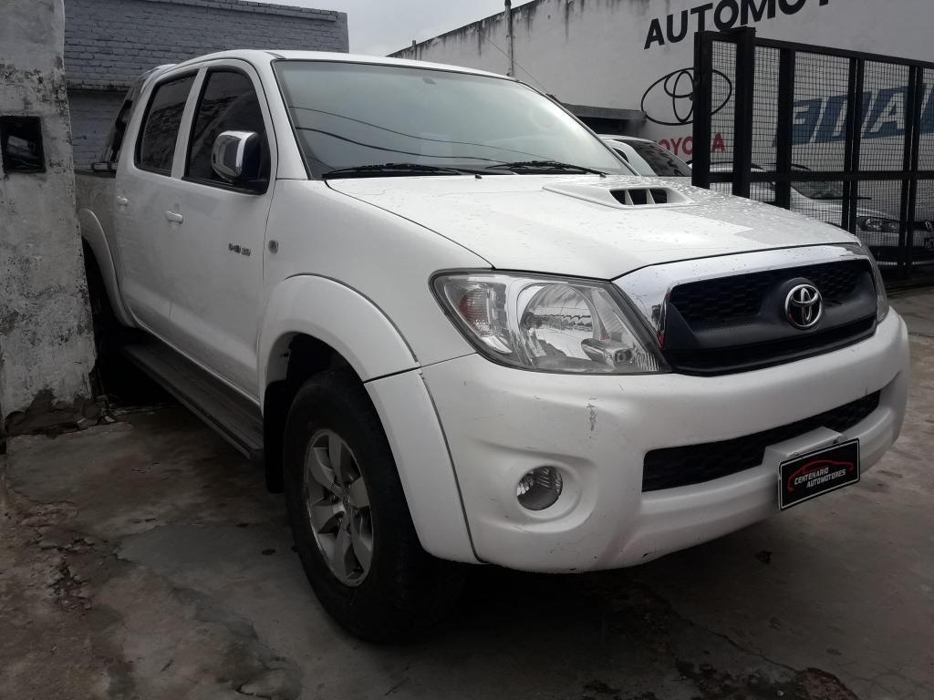 TOYOTA HILUX 3.0 SRV AUT 4X4 CUERO