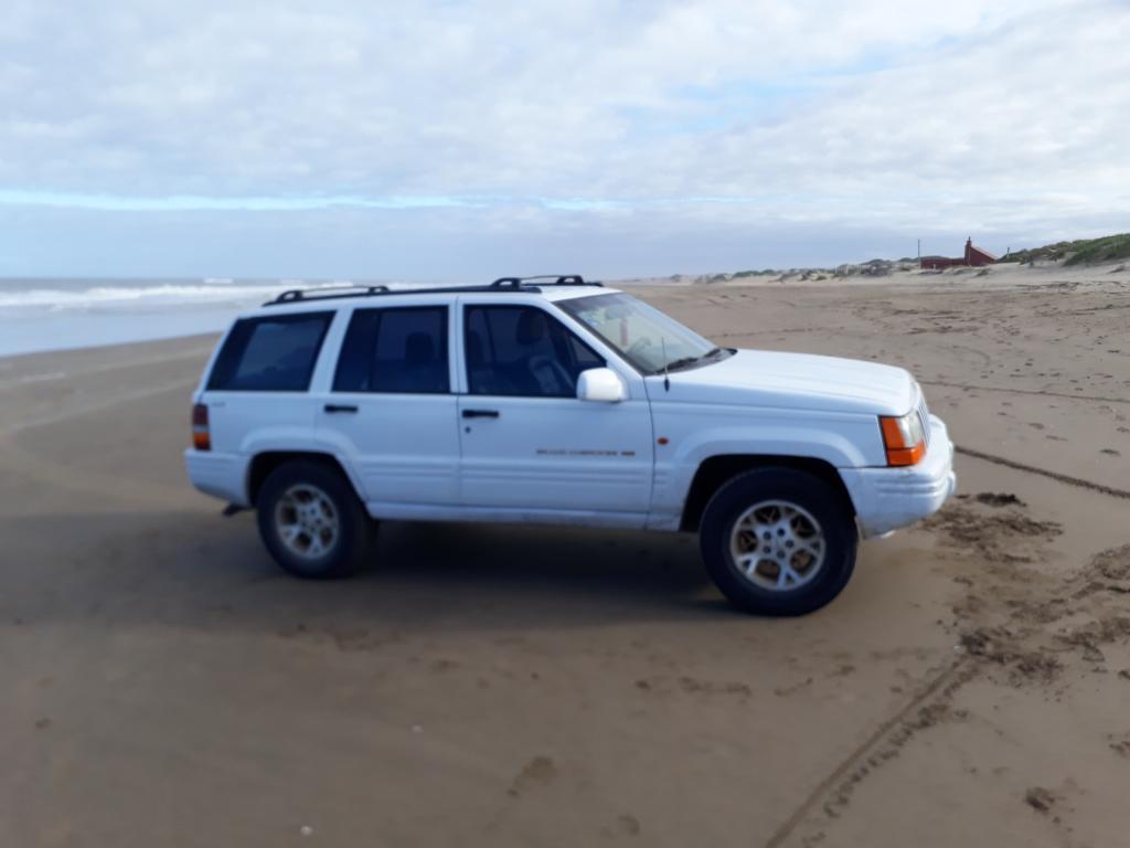 Grand Cherokee Limited V8 por Moto