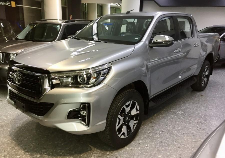 TOYOTA HILUX SRX 4X4 AT KM