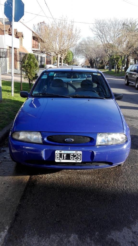 VENDO BUEN FORD FIESTA SEGUNDA MANO: $