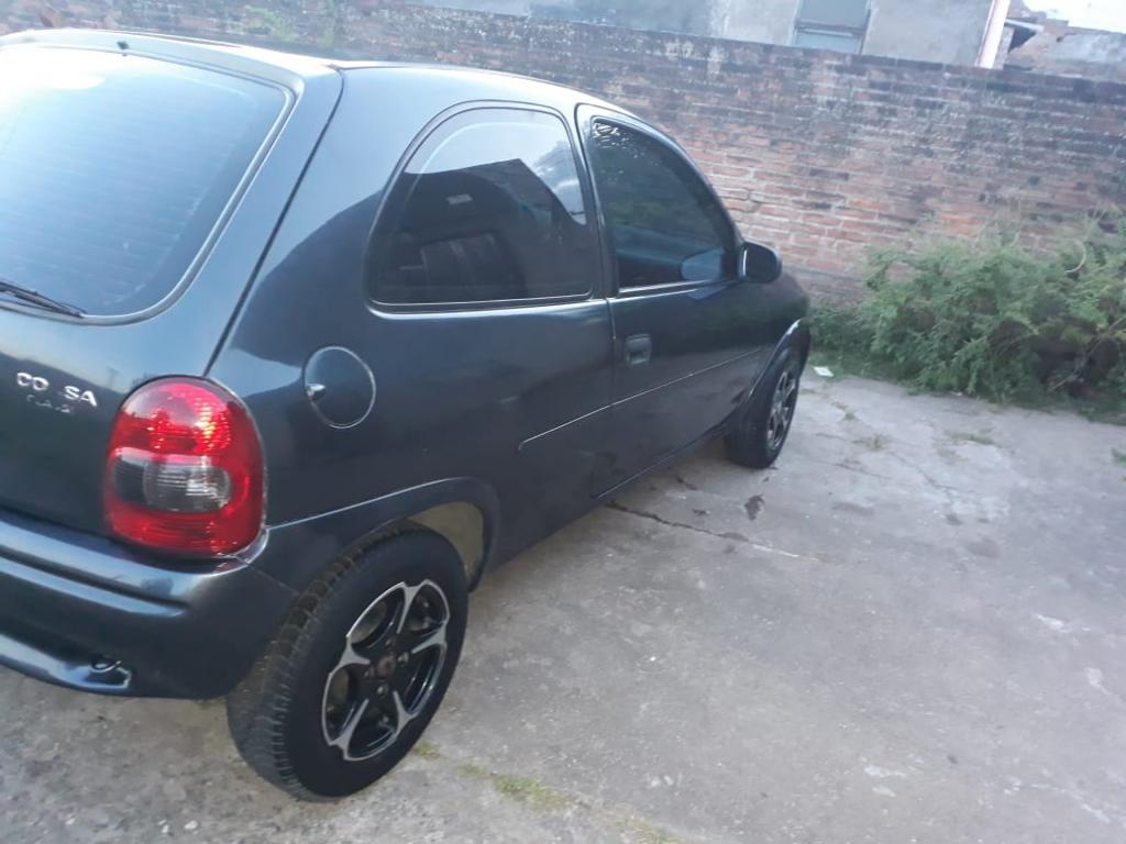 Vendo Corsa puerta