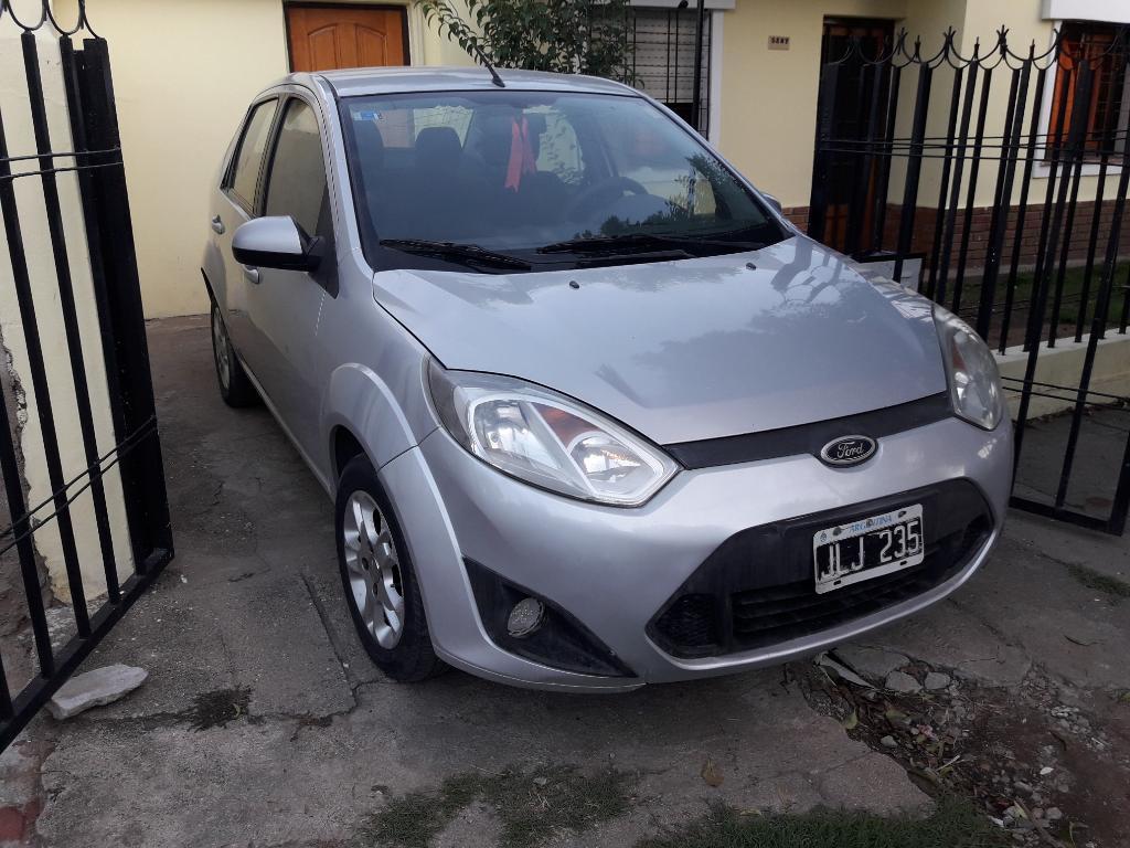 Ford Fiesta Max Full  Diesel